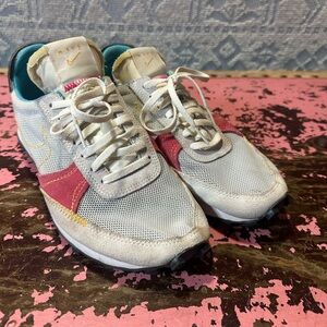 NIKE Women’s Daybreak N.354 colorful mesh sz 7.5